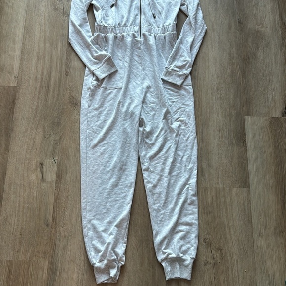 Lovestitch Heather Gray Jumpsuit sz M - Picture 5 of 11